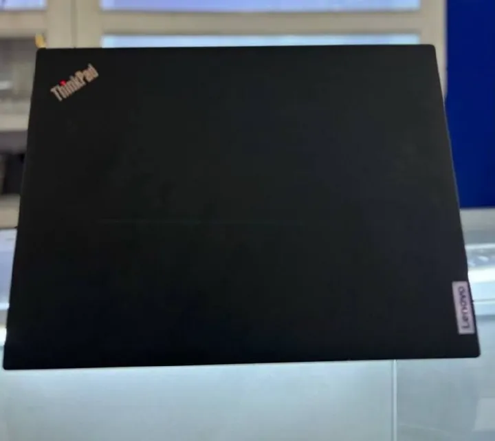 Lenovo ThinkPad T14s i7 16GB 512GB – photo 3