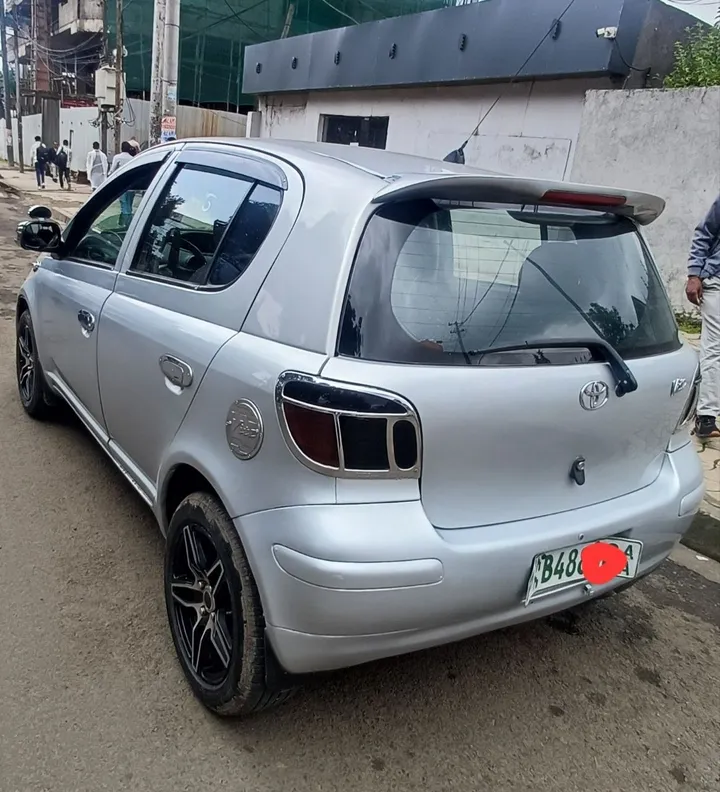 Toyota Vitz 2004 Automatic – photo 4