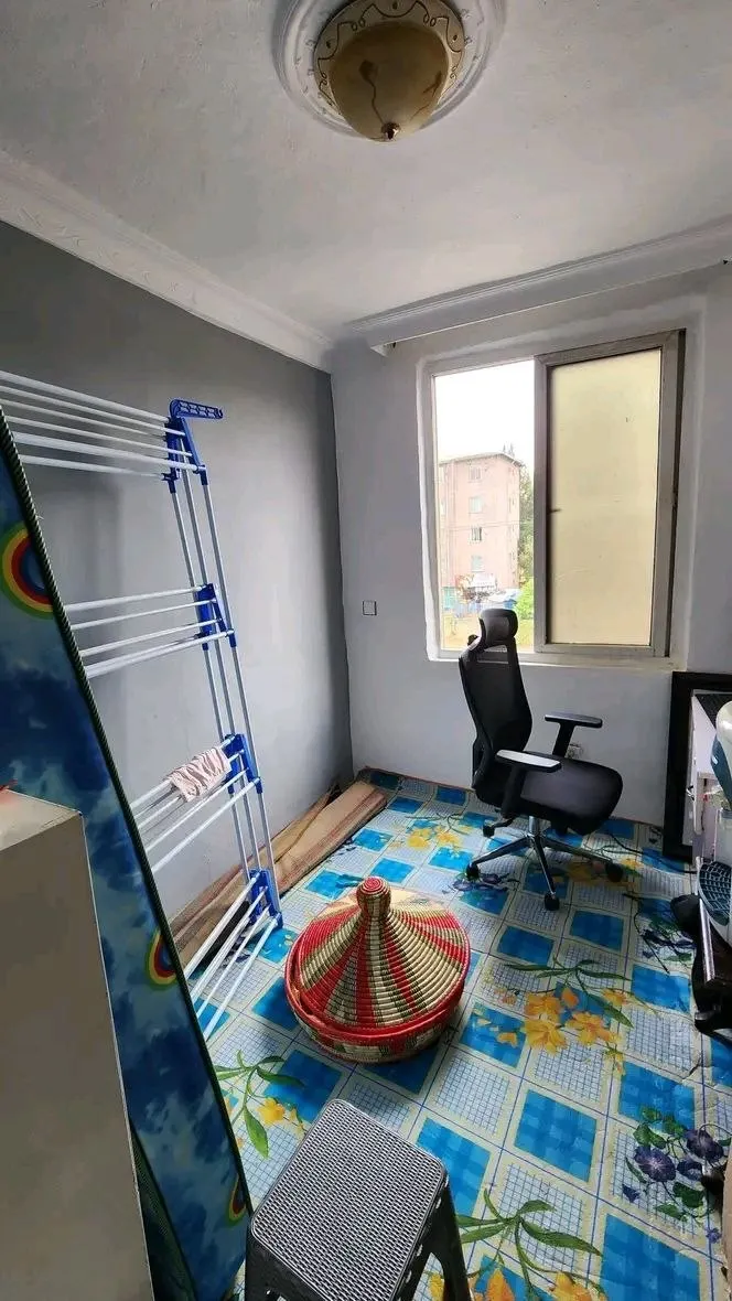 2-Bedroom Summit Condominium 71sqm – photo 3