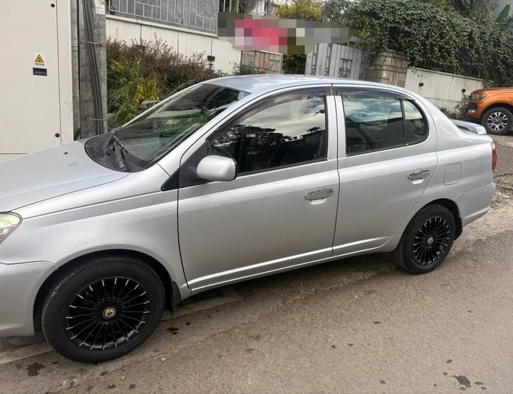 Toyota Platz 2005 Automatic – photo 3