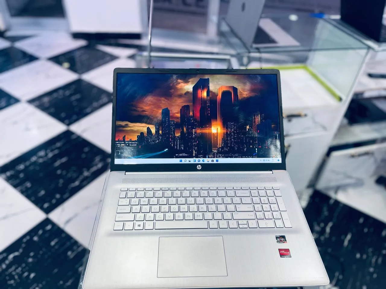 HP Ryzen 5 5500 17 Inch Laptop – photo 4