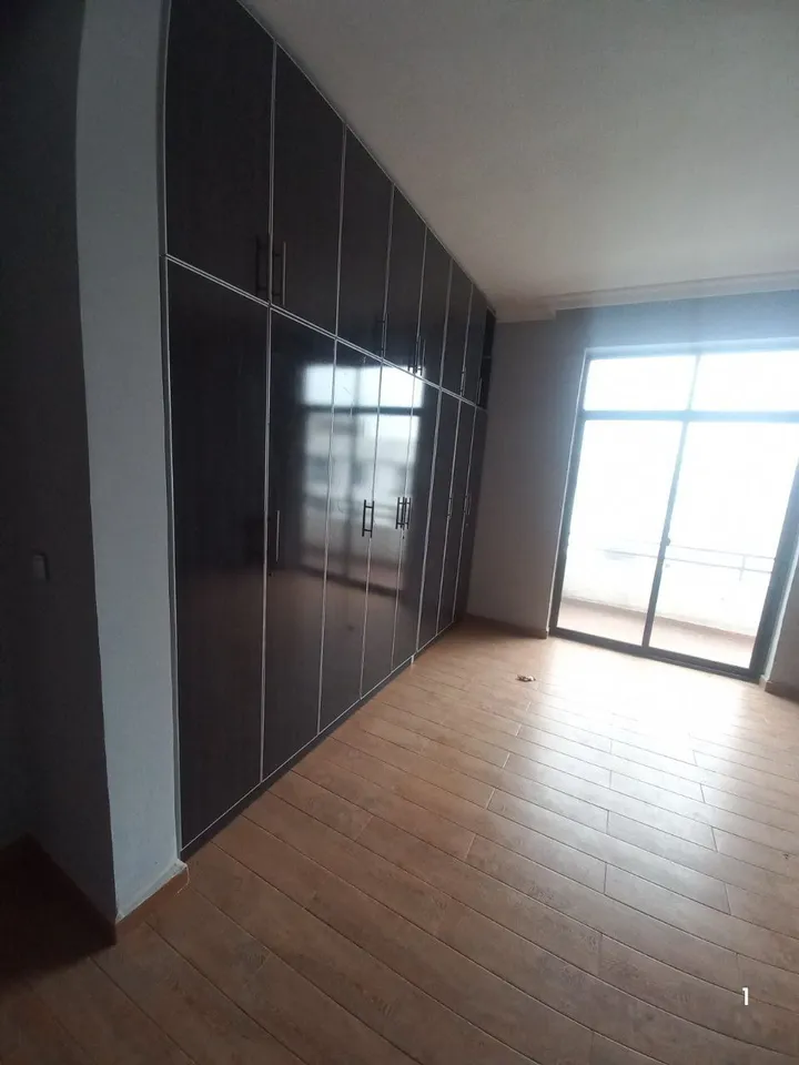 3 Bedroom Apartment Ayat Abasadder – photo 4