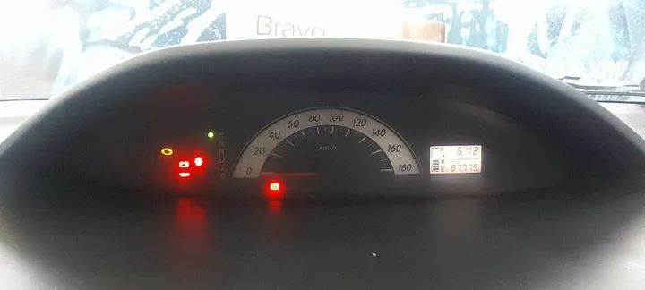 Toyota Yaris Belta 2008 – photo 6