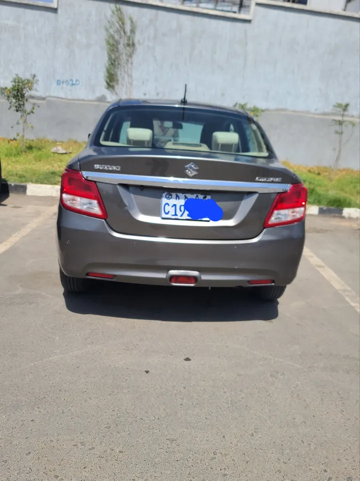 Suzuki Dzire 2022 Automatic – photo 7