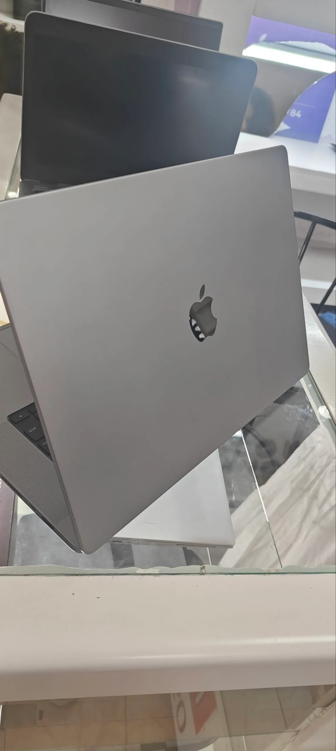 Apple MacBook Pro 16-inch M1 Pro – photo 3