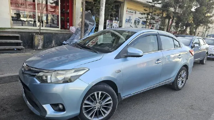 Toyota Yaris Sedan 2014 – photo 4