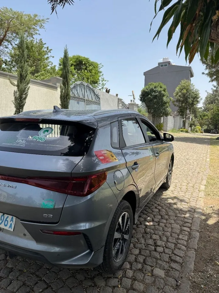 BYD e2 2025 Electric Automatic – photo 5