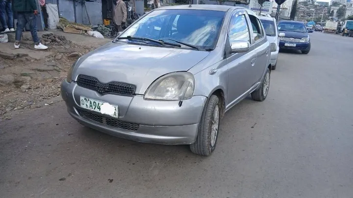 Toyota Vitz 2001 Automatic – photo 5