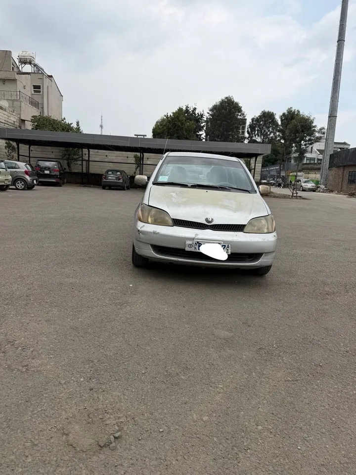 Toyota Platz 2001 Automatic – photo 5