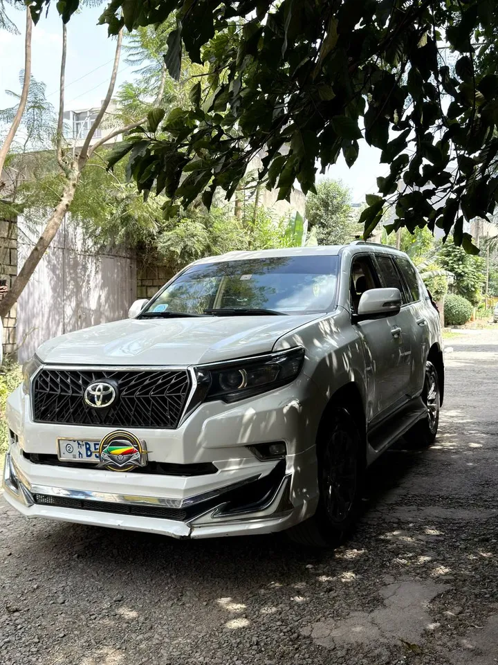 Toyota Landcruiser Prado 2014 – photo 6