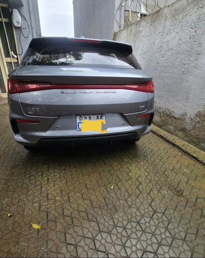 BYD E2 Electric Full Option – photo 3