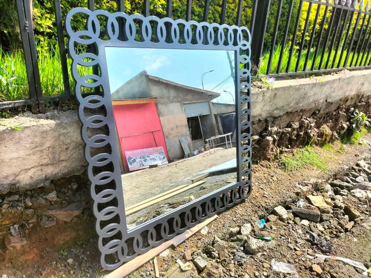 Beautiful Modern Wall Mirror – photo 3