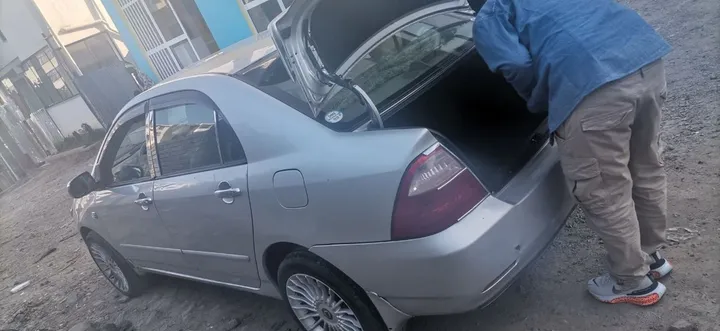 Toyota Corolla 2005 Automatic – photo 5