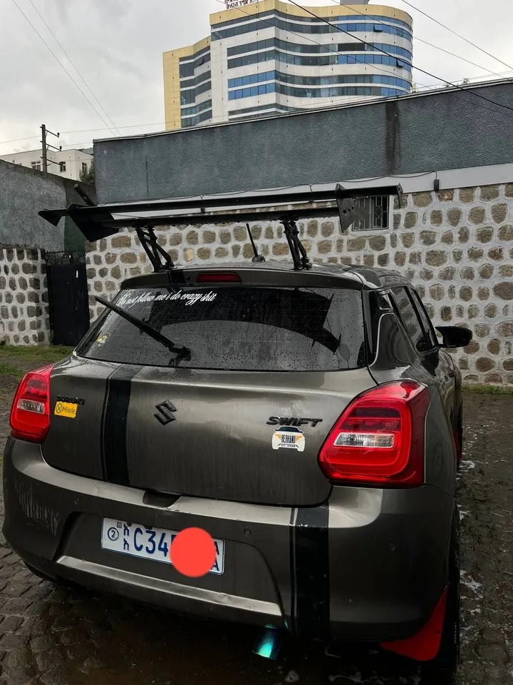 Suzuki Swift 2022 Automatic 1.2L – photo 3