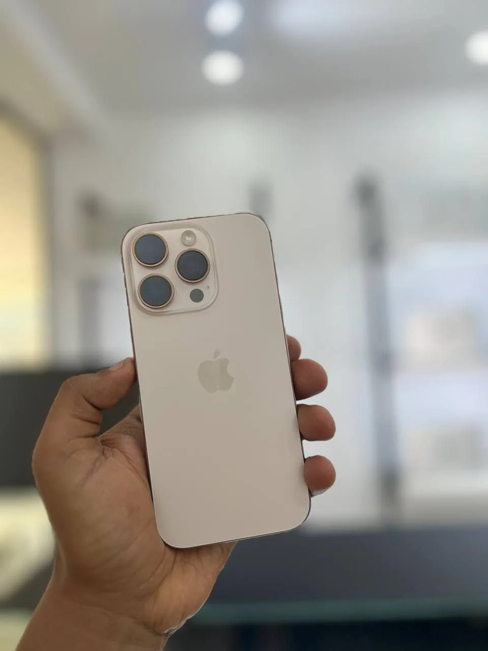 iPhone 16 Pro 256GB – photo 3