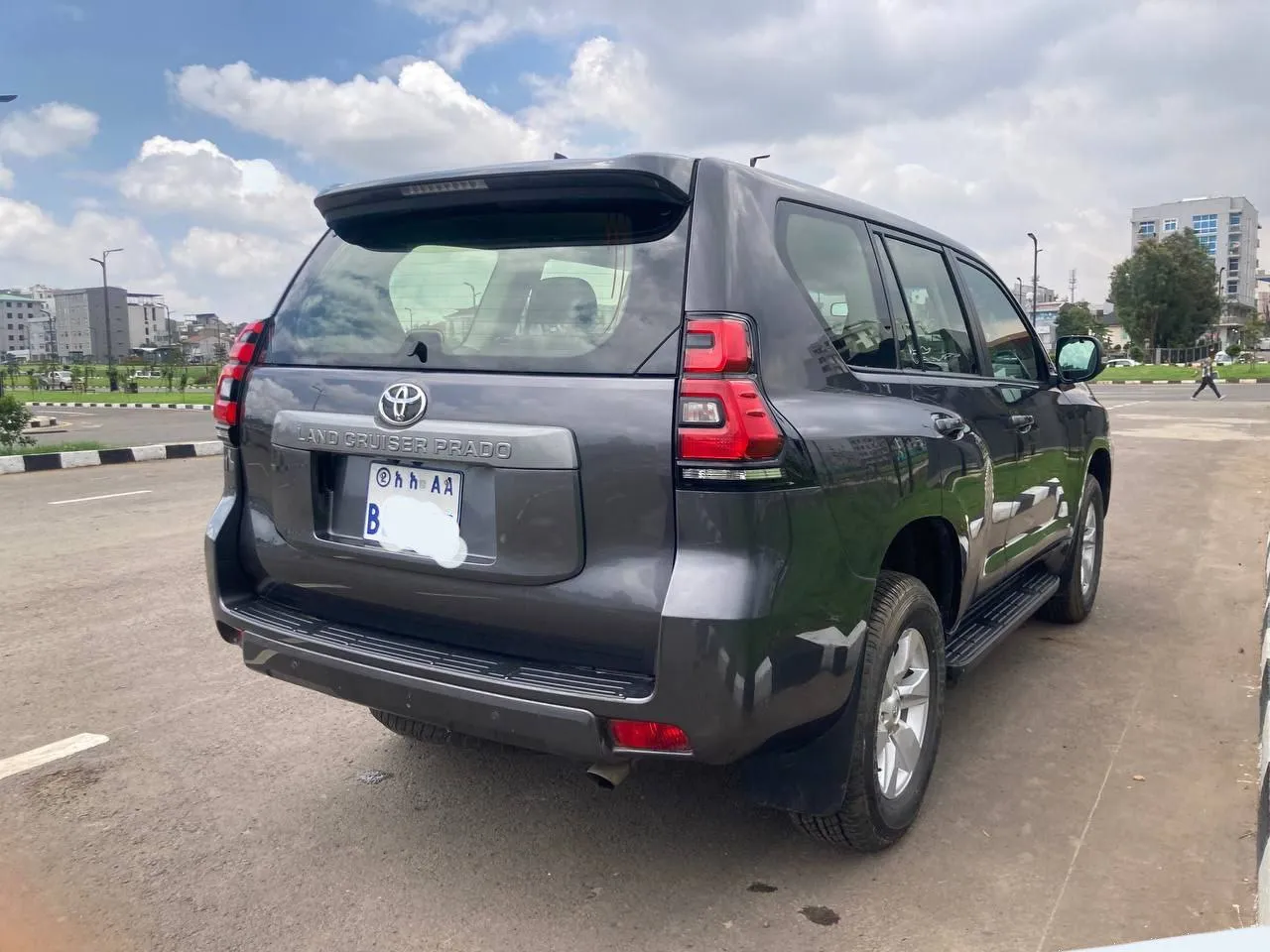 Toyota Land Cruiser Prado 2019 – photo 4