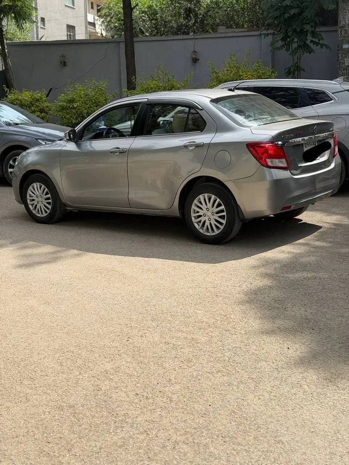Suzuki Dzire 2022 Automatic – photo 5