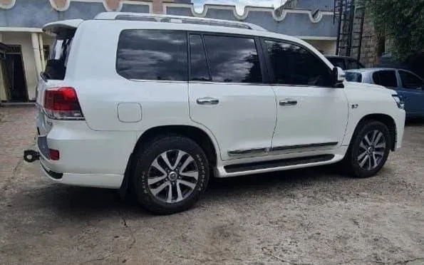 Toyota Landcruiser V8 2020 – photo 3