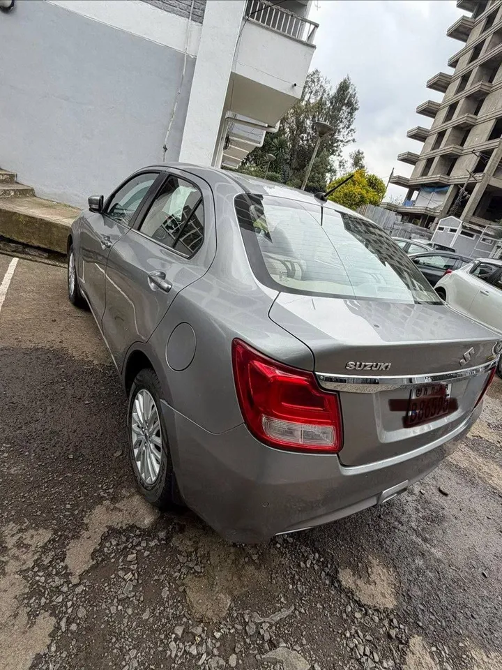 Suzuki Dzire 2021 Automatic – photo 6