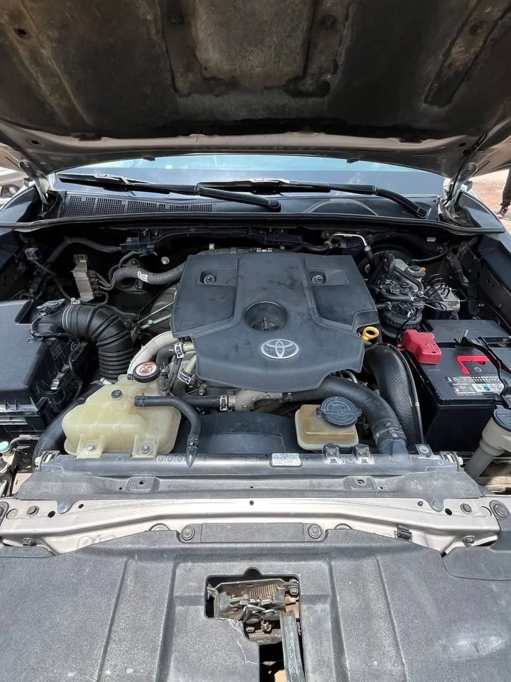 Toyota Revo Double Cab 2019 Diesel – photo 7