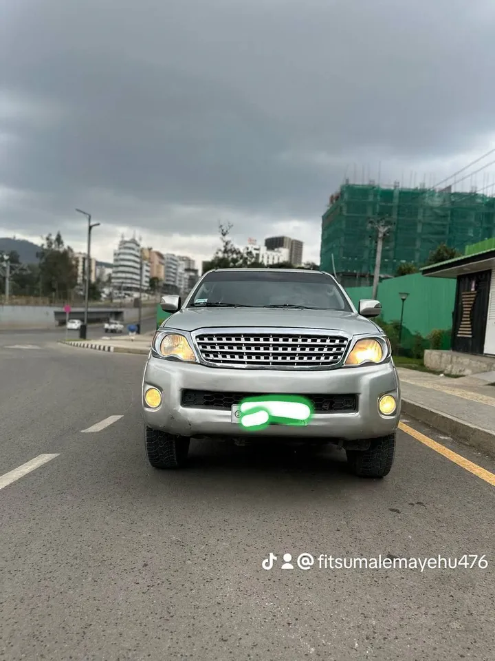 Toyota Hilux Double Cab 2010 – photo 3