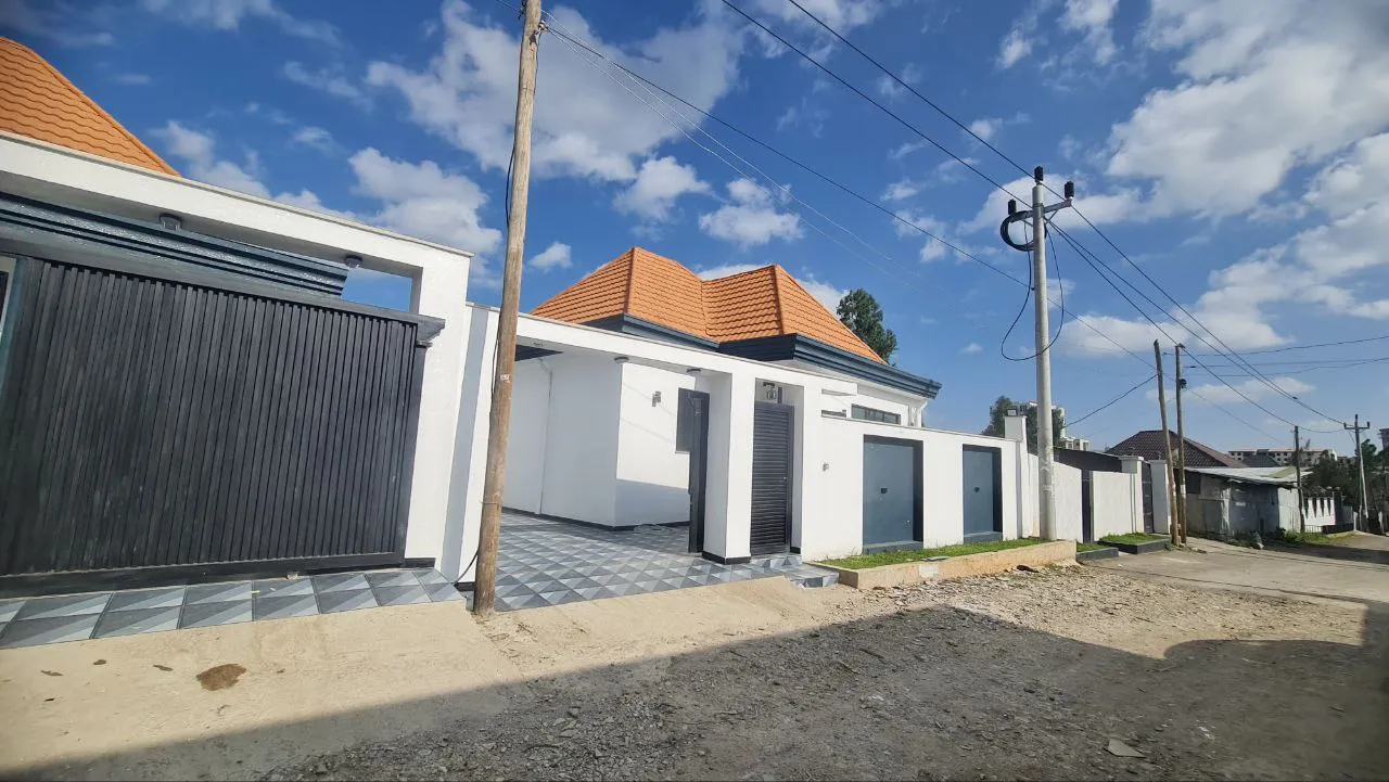 Villa for Sale in Ayat Zone – photo 4