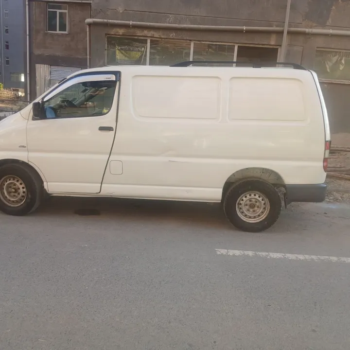 2006 Toyota Hiace Panel Van – photo 4