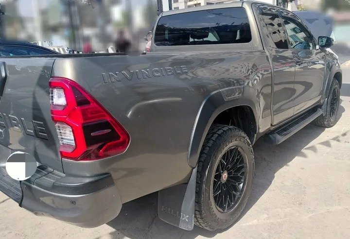 Toyota Hilux Invincible Double Cab 2021 – photo 4