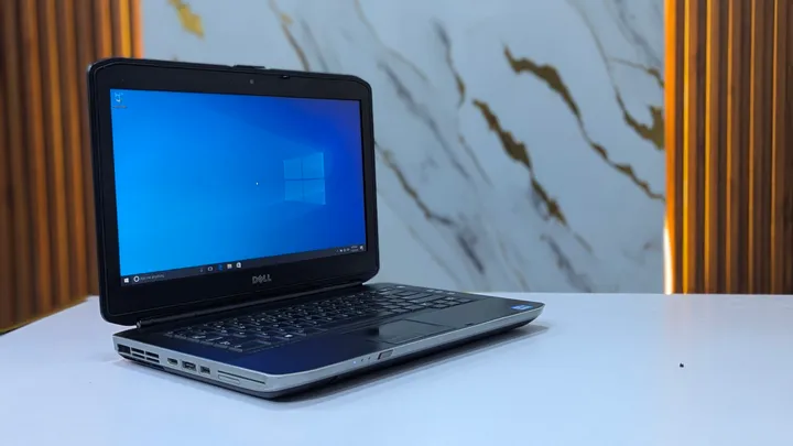 Dell Latitude i7 8GB Laptop – photo 5