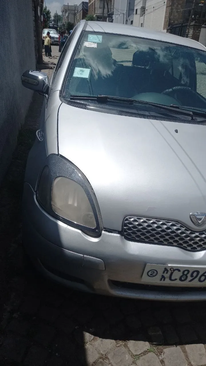 Toyota Vitz 2004 Automatic 1.0L – photo 5