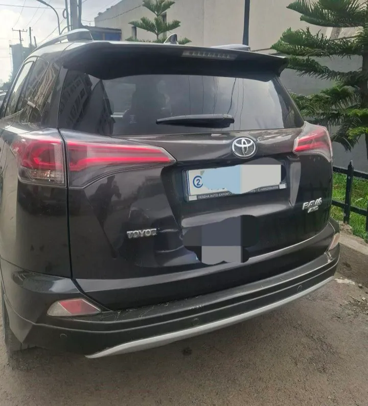 Toyota RAV4 2018 Europe Full Option – photo 6