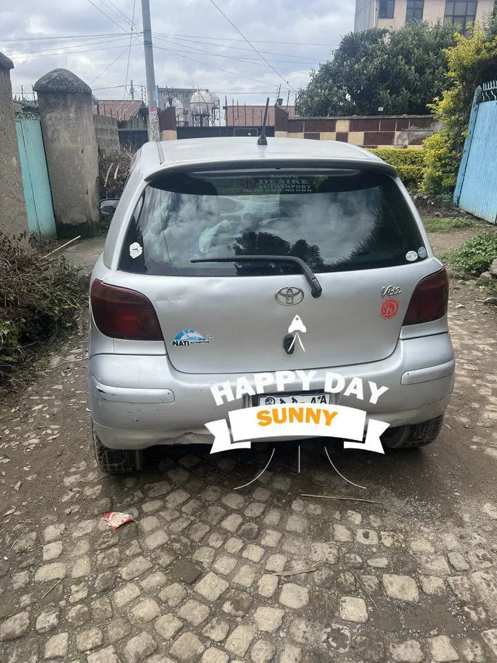 Toyota Vitz 2004 Automatic – photo 3