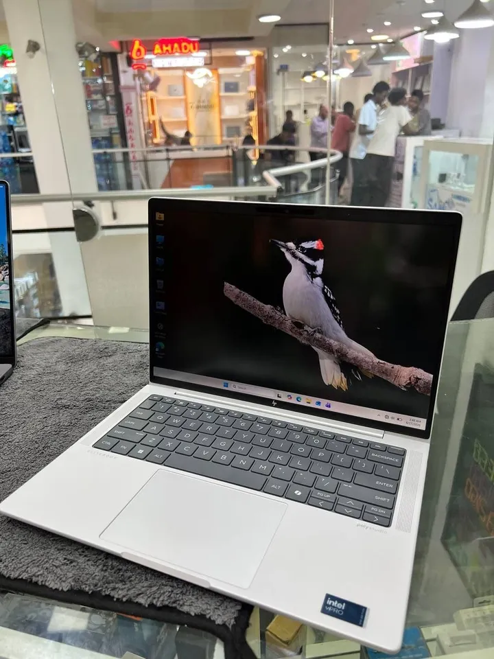 HP EliteBook 1040 G11 32GB 1TB – photo 3
