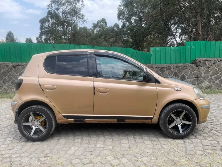 Toyota Vitz 2004 Automatic – photo 5
