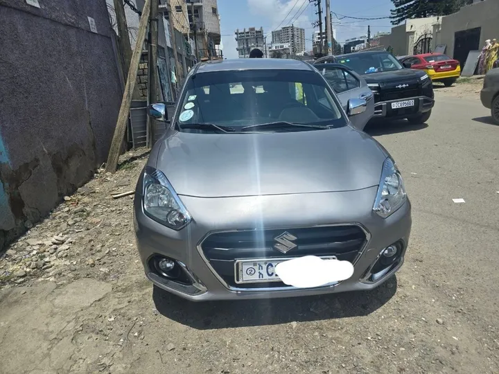 Suzuki Dzire 2022 Automatic – photo 5