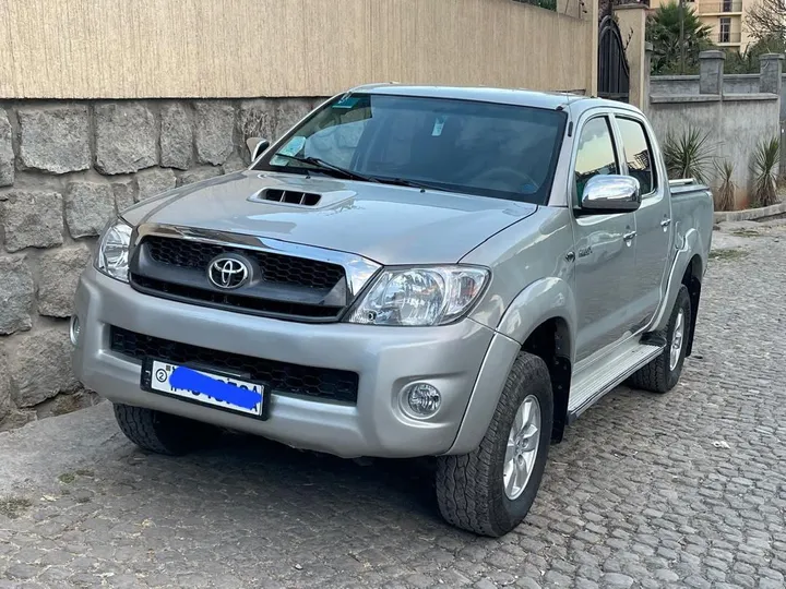 2010 Toyota Hilux Pickup – photo 6