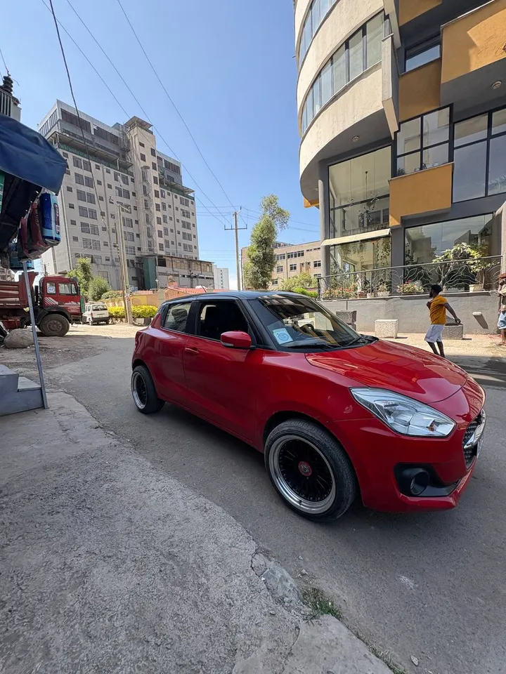 2022 Suzuki Swift Automatic – photo 5