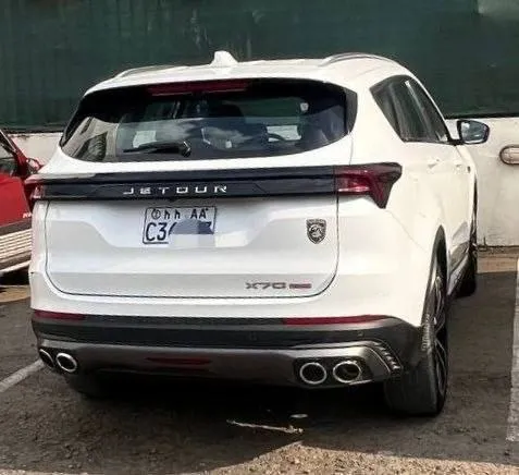 Jetour X70 Plus 2023 SUV – photo 4