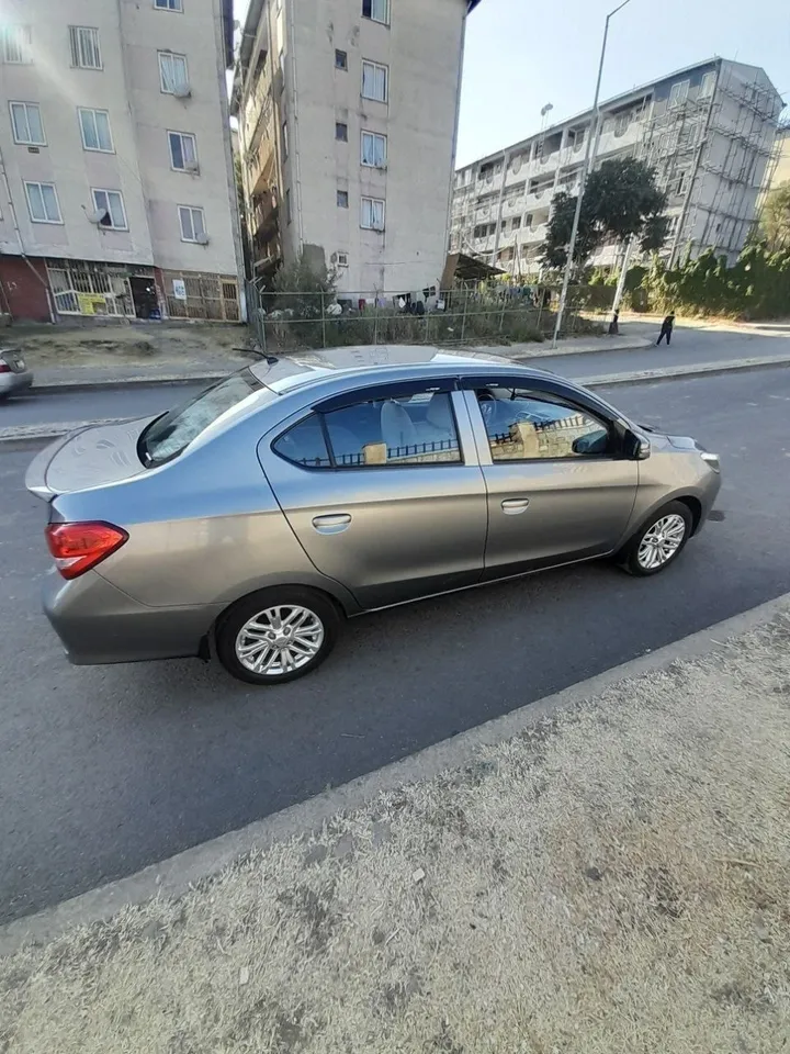 Mitsubishi Sedan 2022 11000km – photo 3