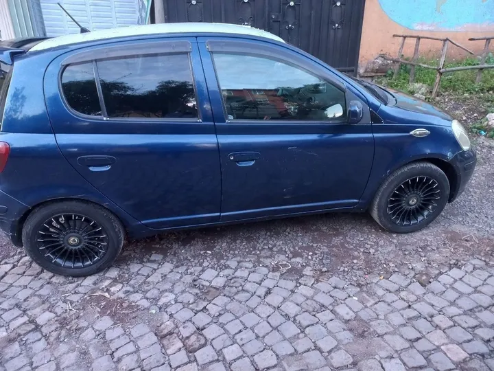 Toyota Vitz 2004 Automatic – photo 4