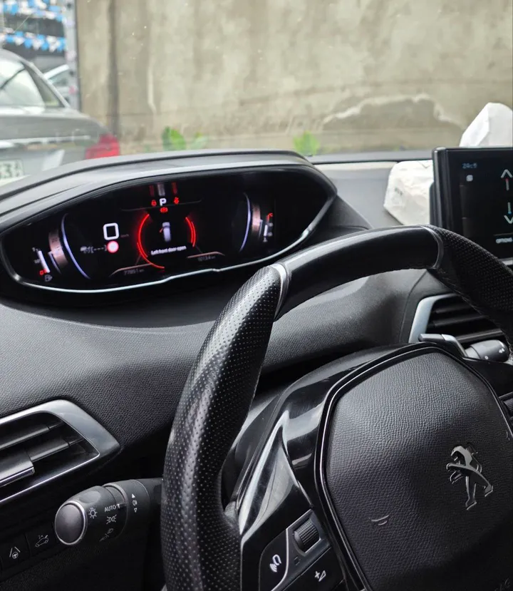 Peugeot 5008 2021 Automatic – photo 4