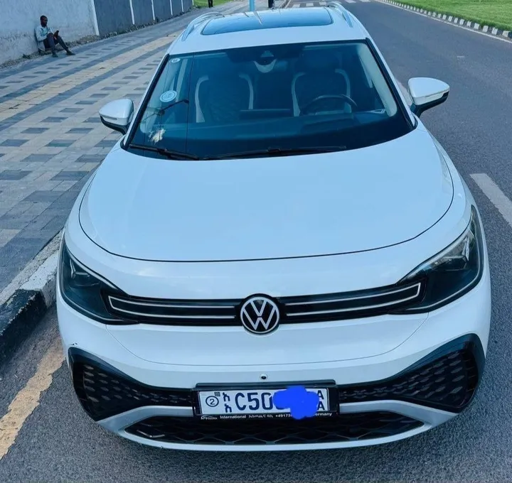 Volkswagen ID.6 Crozz Pro 2023 – photo 3