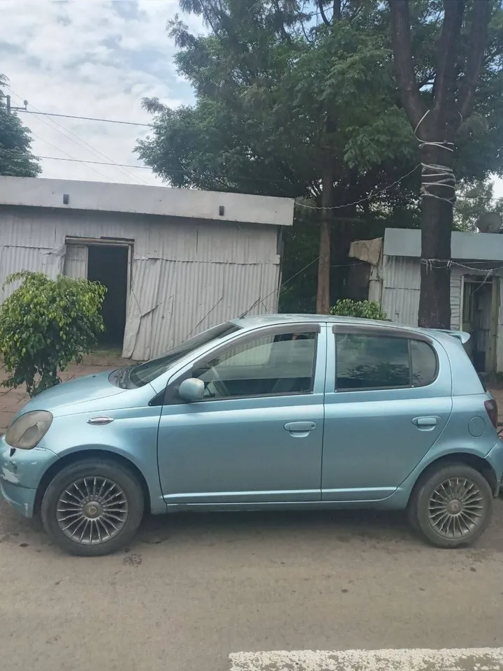 Toyota Vitz 2001 Automatic Petrol – photo 3