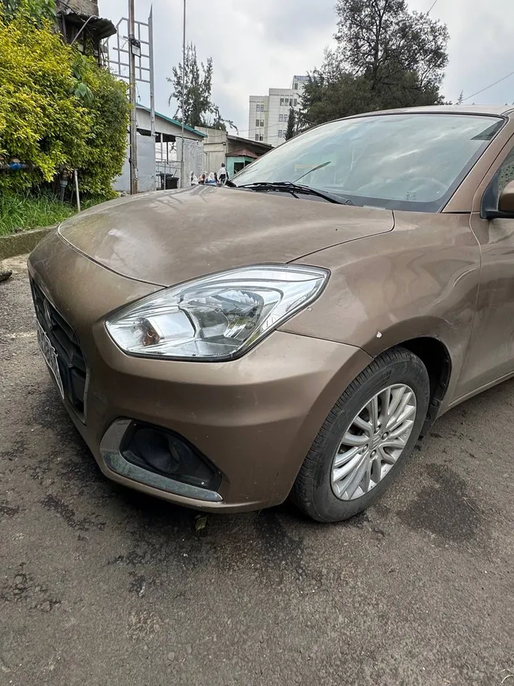Suzuki Dzire 2021 Automatic – photo 5
