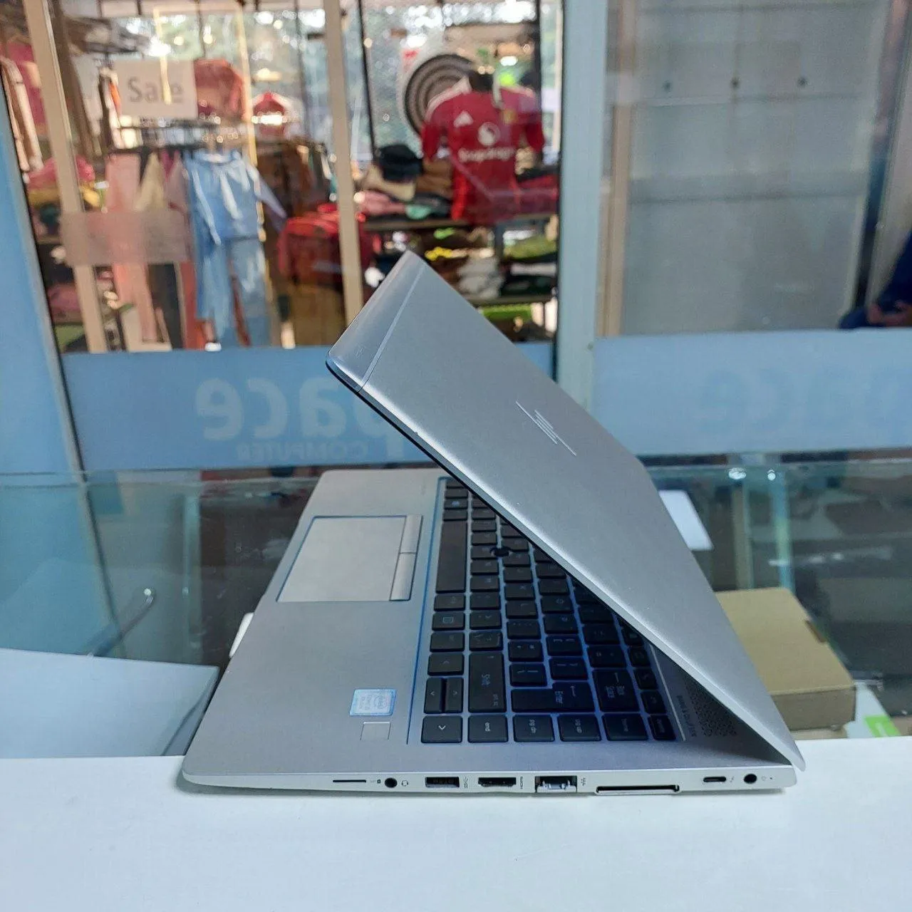 HP EliteBook 840 G5 Laptop – photo 3