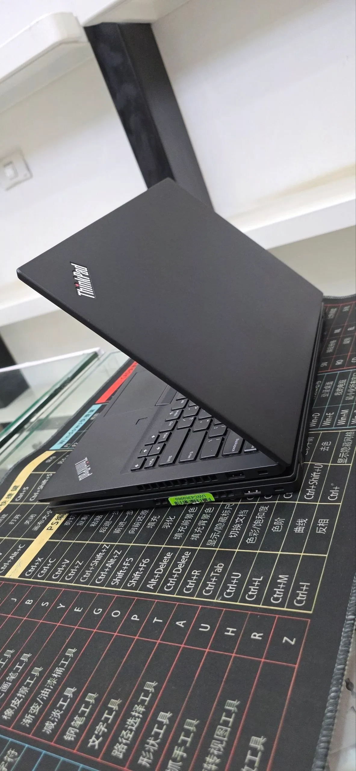 Lenovo ThinkPad T14s Ryzen 5 Touchscreen – photo 6