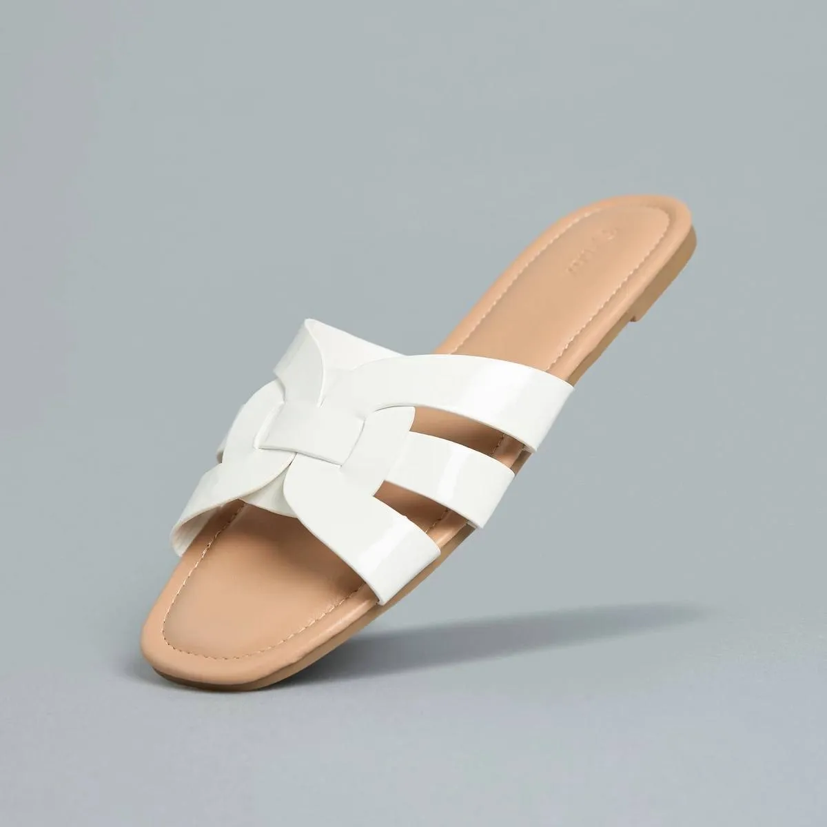 MAX White Slip-On Flat Sandals – photo 4
