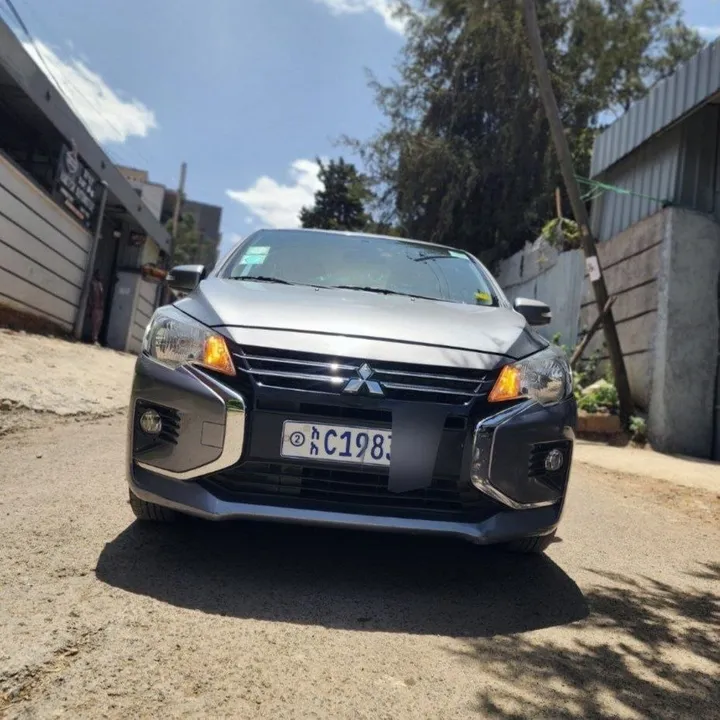 Mitsubishi Attrage 2022 Automatic 1.2L – photo 3