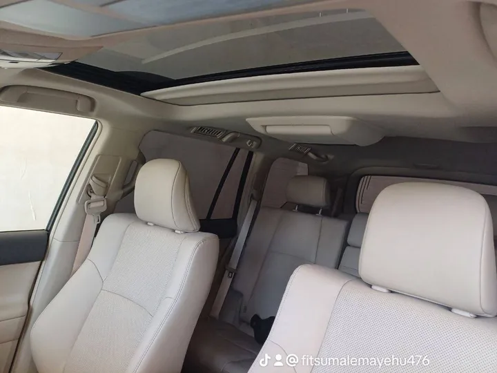 Toyota Land Cruiser Prado 2022 – photo 4