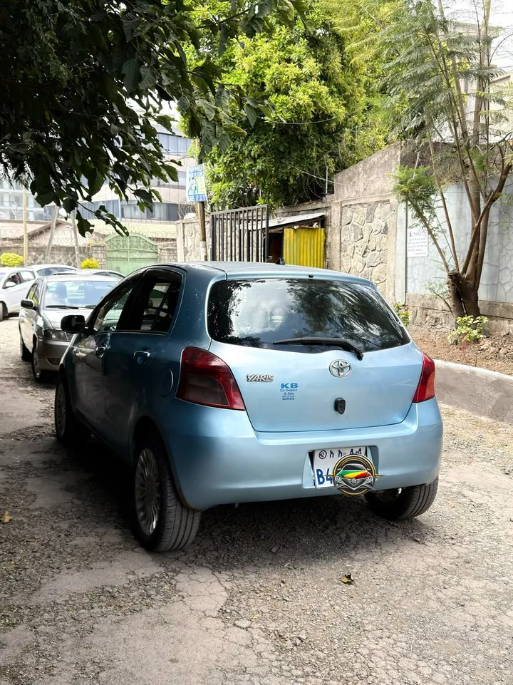 Toyota Yaris Compact 2007 Automatic – photo 6